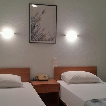 Hotel Ωρεοι à Loutra Edipsou  Extérieur photo