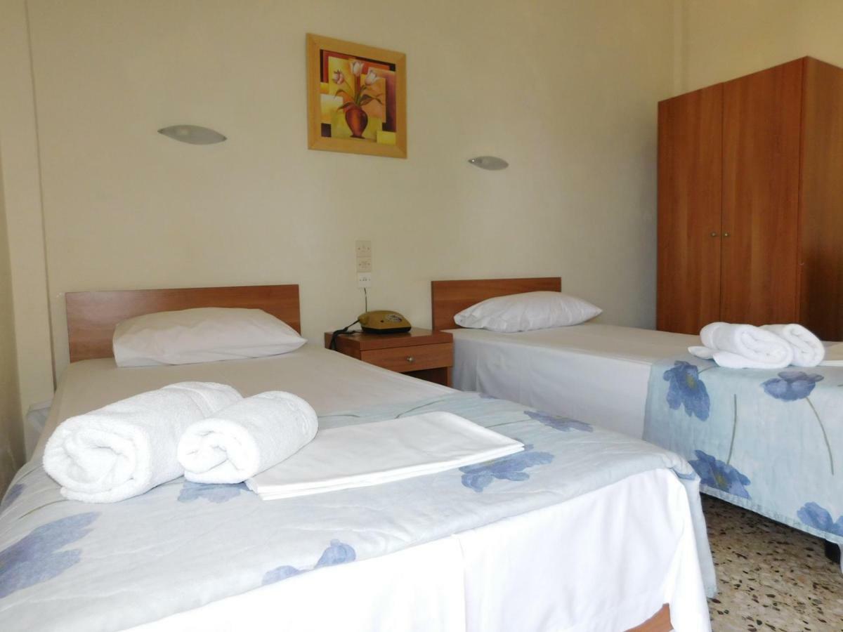 Hotel Ωρεοι à Loutra Edipsou  Extérieur photo