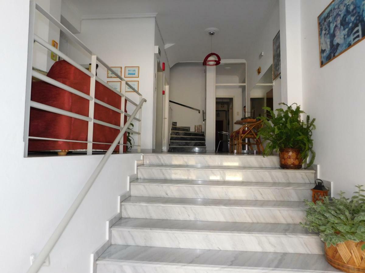 Hotel Ωρεοι à Loutra Edipsou  Extérieur photo